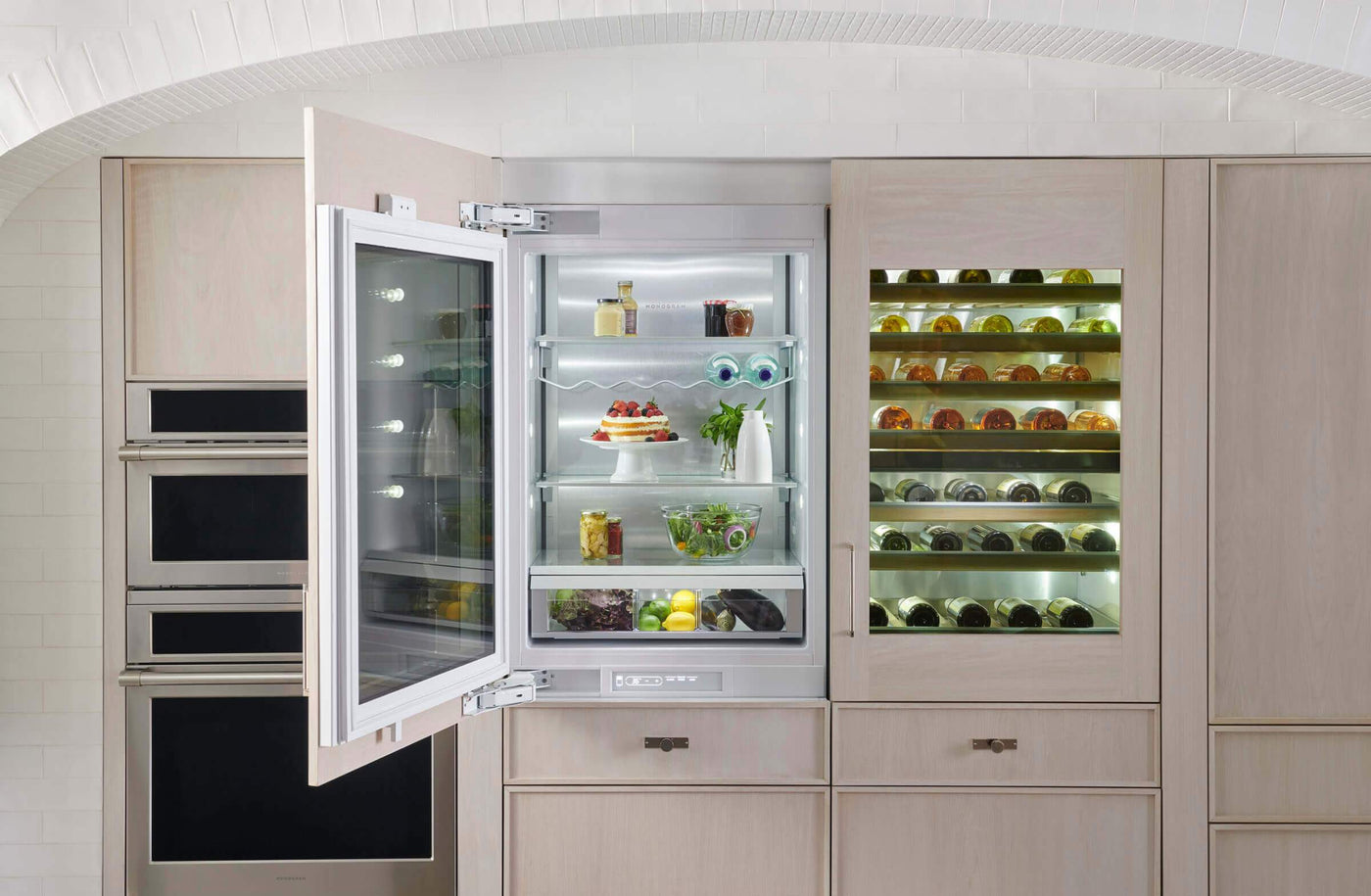 Wine & Beverage | Vins et boissons Wine & Beverage | Vins et boissons