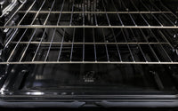 GE 30" Smart Electric Range - Fingerprint Resistant Stainless Steel - PCB900YVFS | Cuisinière électrique intelligente GE de 30 po - acier inoxydable résistant aux traces de doigts - PCB900YVFS |
