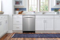Frigidaire 24" 49 dBA Top-Control Dishwasher with Third Rack - Stainless Steel - FDSH4502BF | Lave-vaisselle Frigidaire de 24 po et de 49 dBA avec commandes sur le dessus et 3e panier - acier inoxydable - FDSH4502BF | FDSH450F