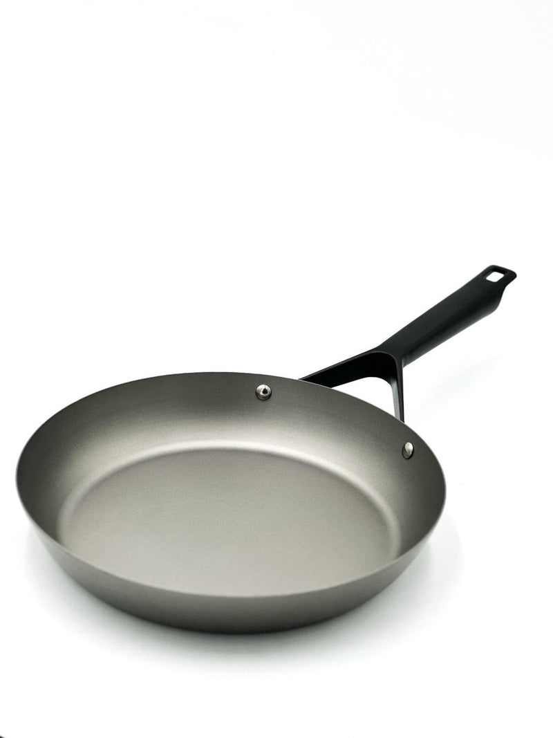 Arimi Artusi Italian Carbon Steel Frying Pan 28cm | Arimi Artusi Poele A Frire Italienne En Acier Au Carbone 28cm