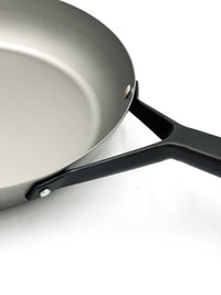 Arimi Artusi Italian Carbon Steel Frying Pan 28cm | Arimi Artusi Poele A Frire Italienne En Acier Au Carbone 28cm