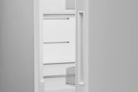 Midea 21 Cu. Ft. Convertible 2-in-1 Upright Refrigerator-Freezer - White - MRU21F6AWW | Appareil vertical 2 en 1 Midea de 21 pi3 convertible en réfrigérateur ou congélateur - blanc - MRU21F6AWW | MRU21FWW