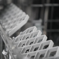Danby 18" 51 dBA Front-Control Built-In Dishwasher - White - DDW18D1EW | Lave-vaisselle encastré Danby de 18 po et de 51 dBA avec commandes à l’avant - blanc - DDW18D1EW | DDW18D1W