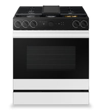 Samsung 6 Cu. Ft. Smart Gas Slide In Range with Oven Camera - White Glass - NSG6DB870012AA | Cuisinière intelligente à gaz encastrée Samsung de 6 pi³ avec caméra de four - verre blanc - NSG6DB8…