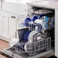 GE Top-Control Dishwasher with Sanitize Cycle and Third Rack - GDP630PGRWW | Lave-vaisselle GE avec commandes sur le dessus, cycle de désinfection et 3e panier - GDP630PGRWW | GDP630PW