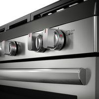 Frigidaire Gallery 5.1 Cu. Ft. Gas Range With Total Convection and Air Fry - Smudge-Proof® Stainless… | Cuisinière à gaz Frigidaire Gallery de 5,1 pi³ avec convection totale et friture à air - acier inoxy…