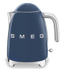 Smeg 1.7 L Cordless Electric Kettle - KLF03NBUS|Bouilloire électrique Smeg sans fil de 1,7 l - KLF03NBUS