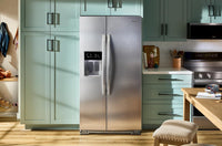 Whirlpool 36" 28.7 Cu. Ft. Side-by-Side Refrigerator – Fingerprint-Resistant Stainless - WRSF6536RZ | Réfrigérateur Whirlpool de 28,7 pi³ et de 36 po à compartiments juxtaposés - acier inoxydable résistant aux traces de doigts - WRSF6536RZ