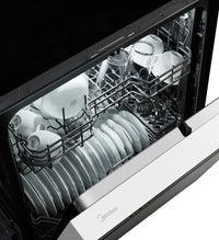 Midea 24" Front-Control Dishwasher with Interior Light - MDF24P2BWW | Lave-vaisselle Midea de 24 po avec commandes à l’avant et éclairage intérieur - MDF24P2BWW | MDF24P2W