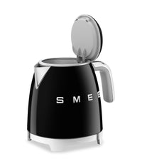 Smeg 0.8 L Mini Cordless Electric Kettle - KLF05BLUS|Mini bouilloire électrique Smeg sans fil de 0,8 l - KLF05BLUS