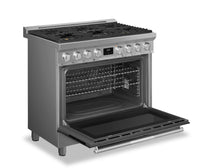 Smeg 4.6 Cu. Ft. Professional Gas Range - SPR36UGMX|Cuisinière professionnelle à gaz Smeg de 4,6 pi3 - SPR36UGMX