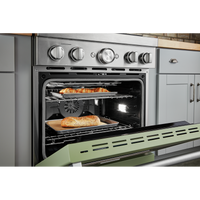 KitchenAid 30" Smart Commercial-Style Dual Fuel Range - KFDC500JAV|Cuisinière hybride intelligente KitchenAid de 30 po de style commercial - KFDC500JAV|KFDC500V