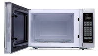 Panasonic 1.3 Cu. Ft. 1,200 W Genius® Inverter® Countertop Microwave - NNSC669S|Four à micro-ondes de comptoir Panasonic GeniusMD de 1,3 pi3 avec une puissance de 1200 W - NNSC669S|NNSC669S