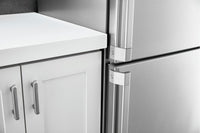 Whirlpool 11.3 Cu. Ft. Bottom-Freezer Counter-Depth Refrigerator - URB551WNGZ|Réfrigérateur Whirlpool de 11,3 pi³ de profondeur comptoir à congélateur inférieur - URB551WNGZ|URB551WZ